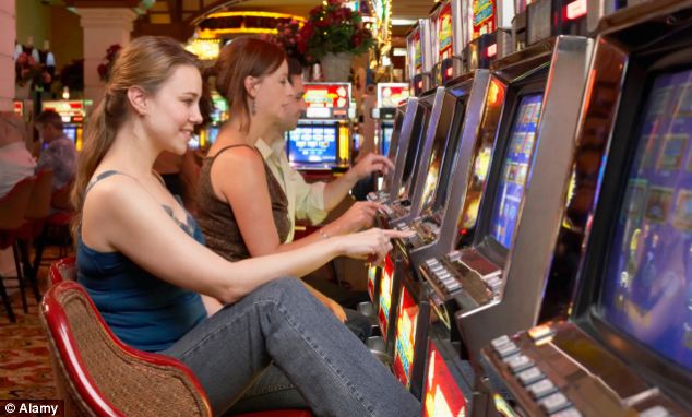 Virtual Vegas: Experiencing the Magic of Slot Online